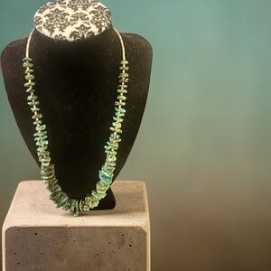 Beautiful VTG Native American Turquoise and heishi bead Necklace